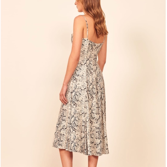 Reformation Vollare Dress in Rattlesnake - Picture 4 of 7
